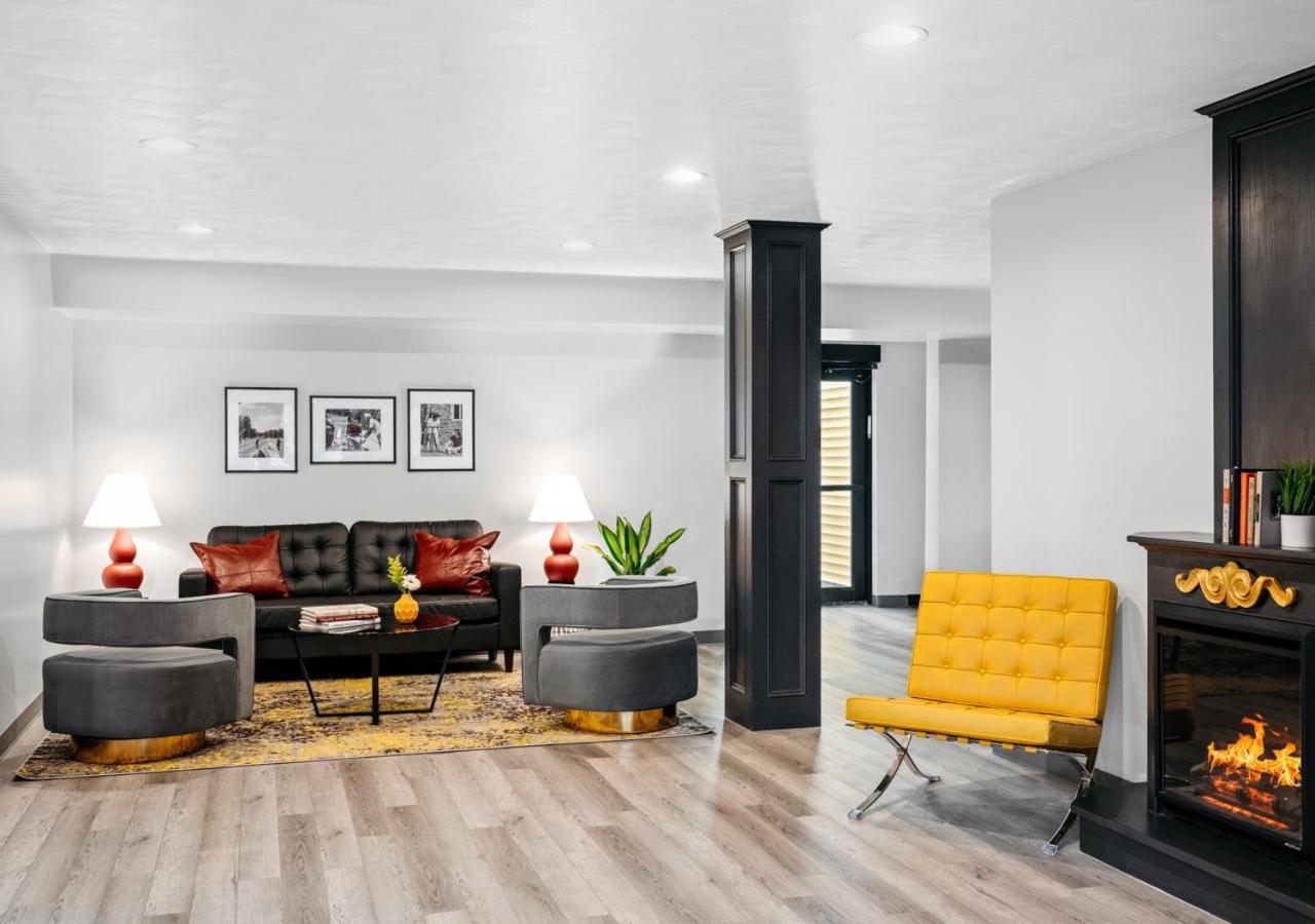 Hotel One75 Hamilton Экстерьер фото